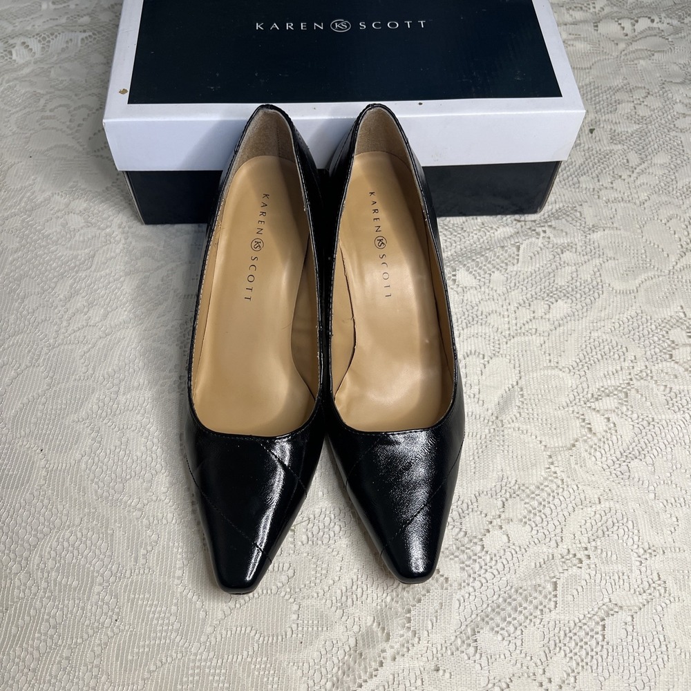 Black Patent Pointed Toe Pumps 8.5W Karen Scott "Clancy" Kitten Heel Gently Used